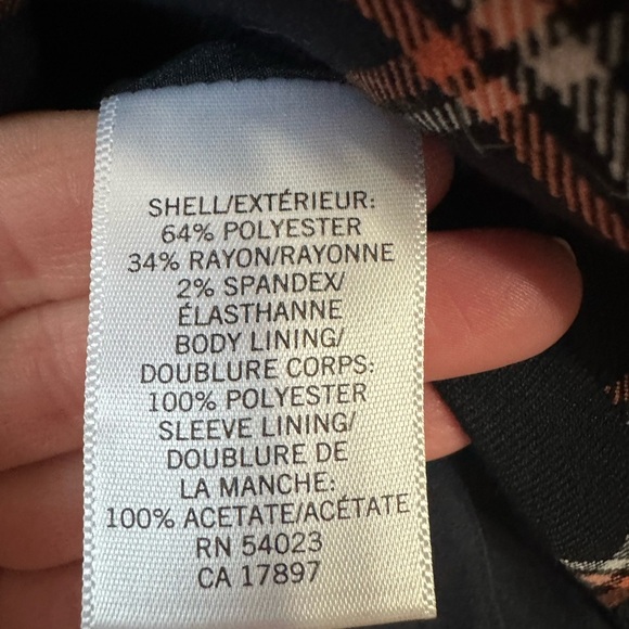 Banana Republic Black Plaid Women's Jacket Blazer, Gold buttons, size 6  Preppy - Picture 4 of 7